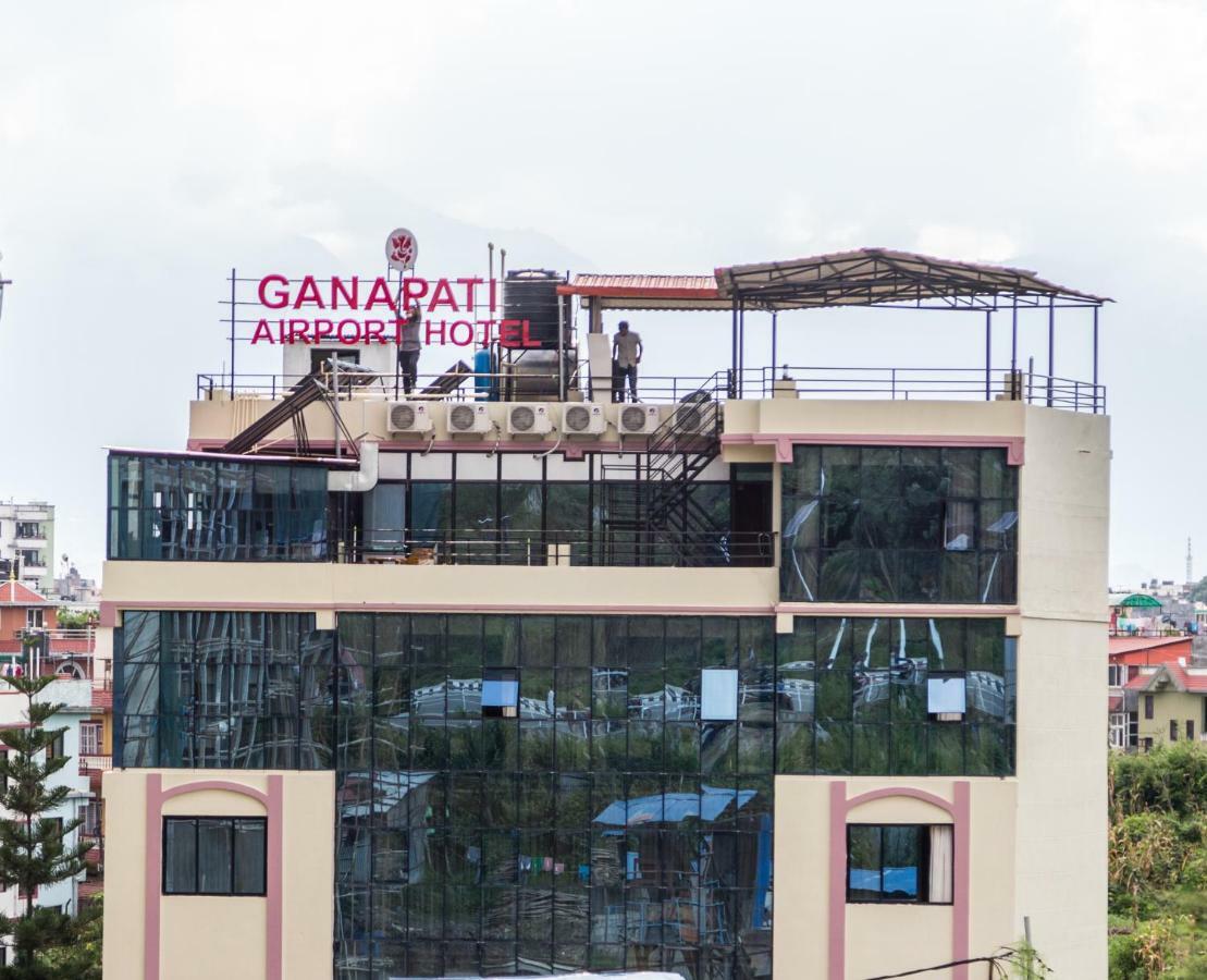 Ganapati Airport Hotel Катманду Екстериор снимка